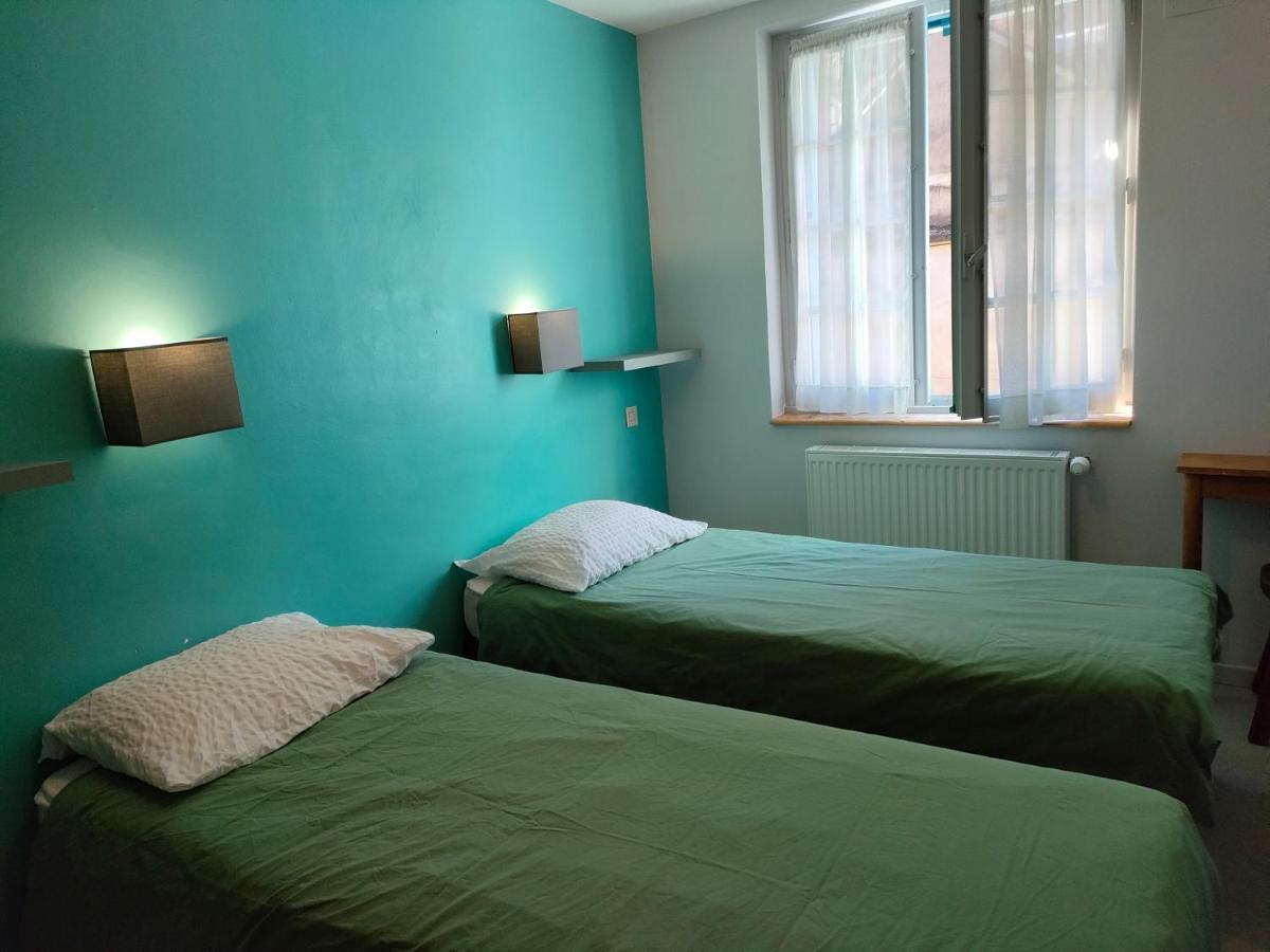 Gite Beau Soleil Hostel Каутерец Екстериор снимка